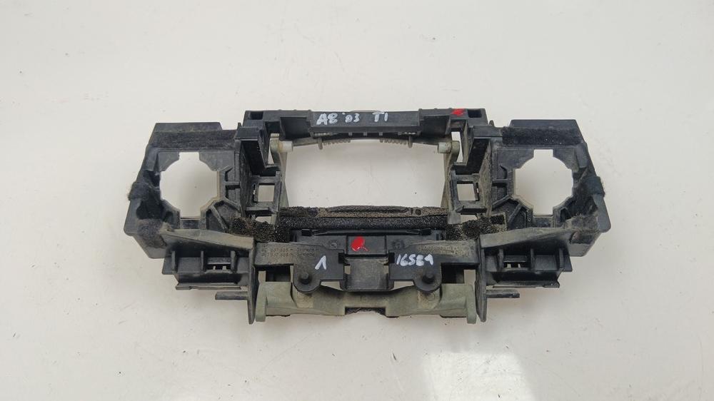 SOPORTE MANETA EXTERIOR PUERTA TRASERA IZQUIERDA AUDI A8 3.7 AT 4WD 280CV | 206KW