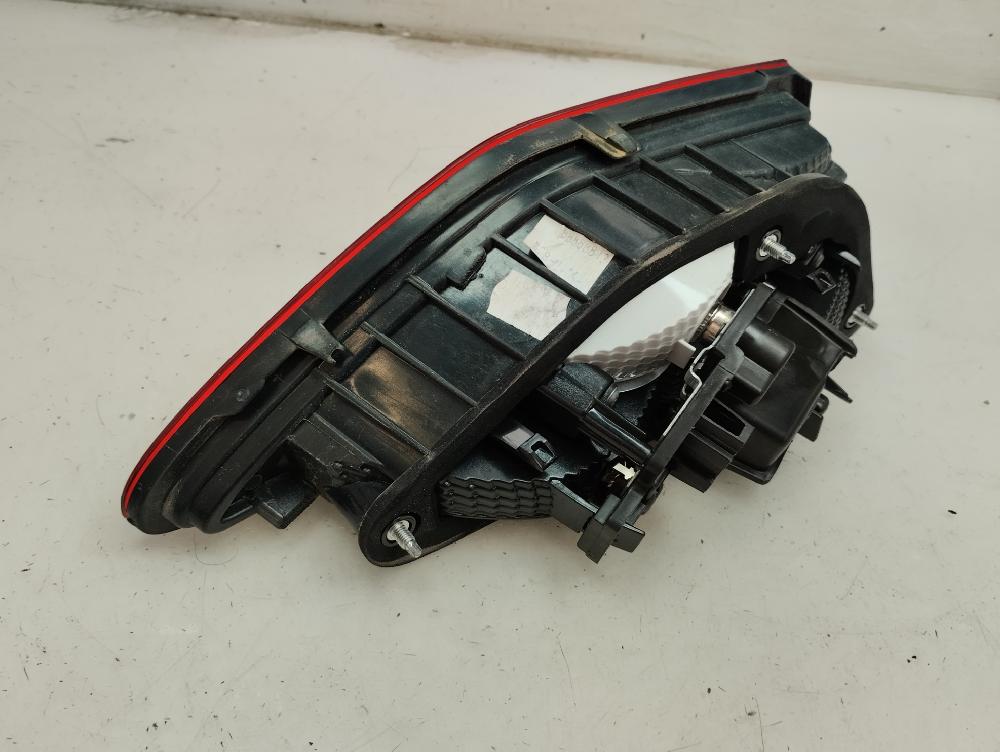 PILOTO TRASERO DERECHO INTERIOR SEAT LEON 1.6 TDI MT 105CV