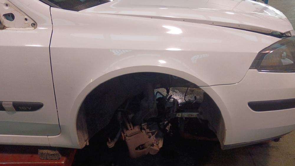ALETA DELANTERA DERECHA RENAULT LAGUNA 1.6 MT 112CV | 82KW