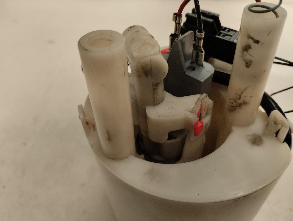 BOMBA COMBUSTIBLE MERCEDES BENZ CLASE C 1.8 C 180 KOMPRESSOR MT 143CV