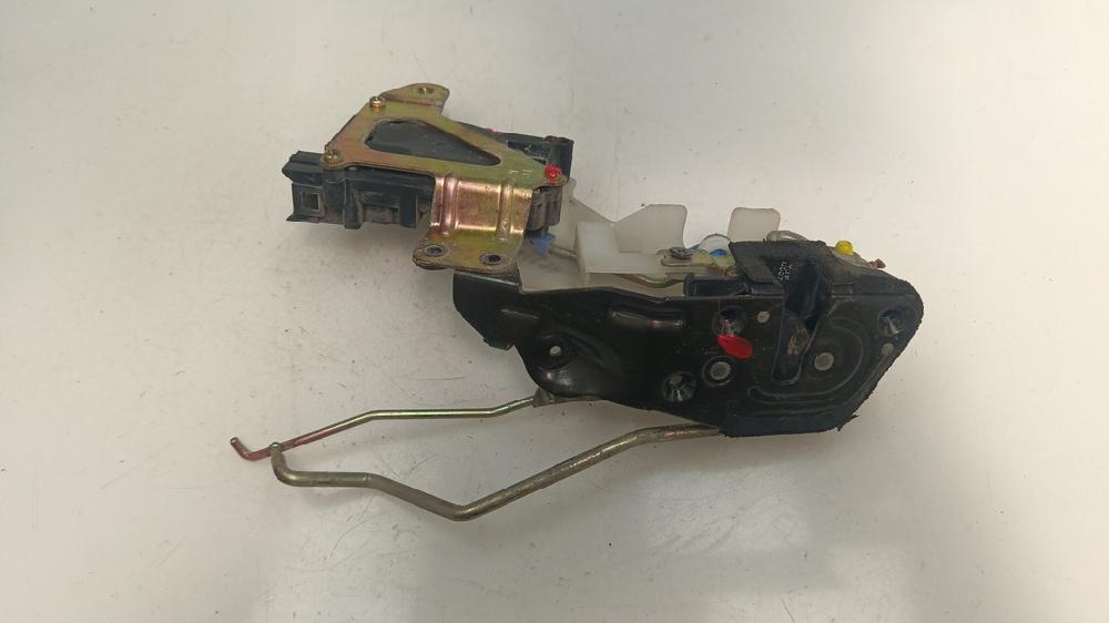 CERRADURA PUERTA DELANTERA DERECHA HYUNDAI ACCENT 1.5D MT 82CV | 60KW