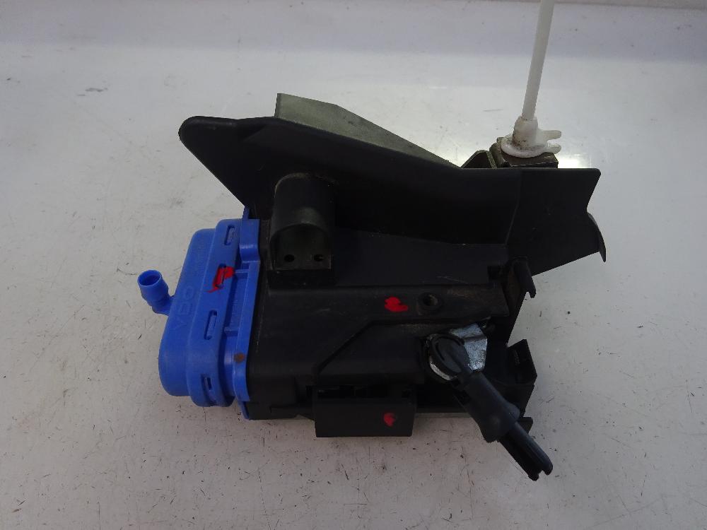 CERRADURA PUERTA TRASERA DERECHA AUDI A3 1.6 MT 102CV