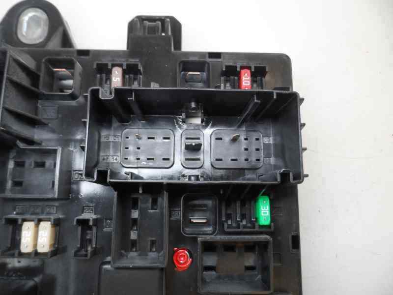 CAJA RELES FUSIBLES OPEL ASTRA 1.7 CDTI MT 110CV