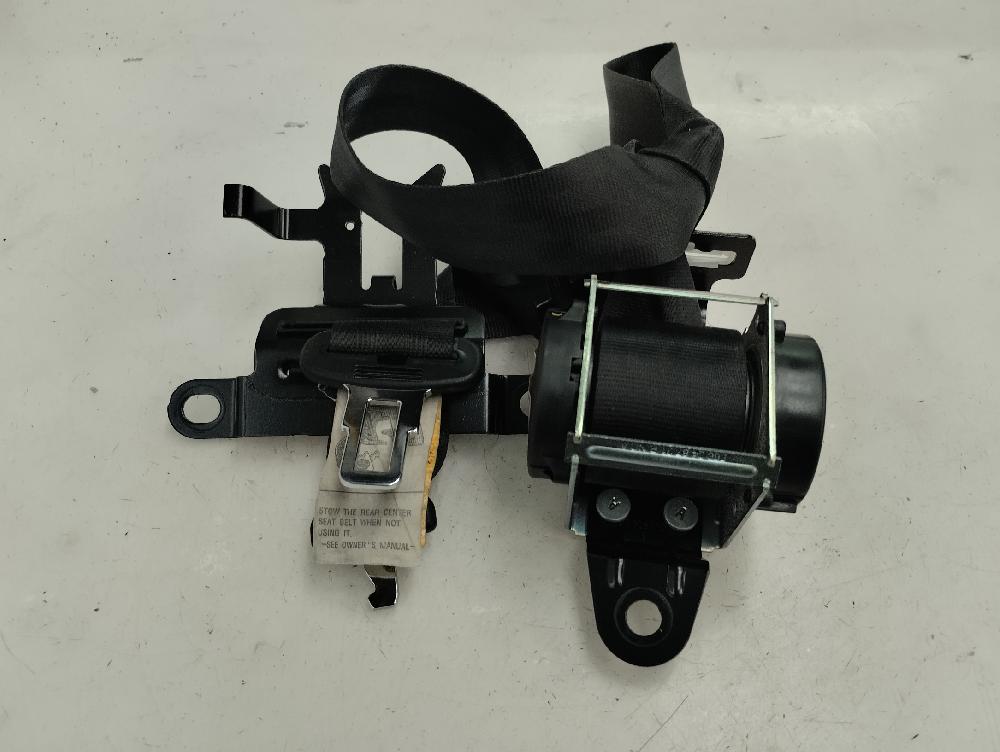 CINTURON SEGURIDAD TRASERO CENTRAL TOYOTA VERSO 1.6 MT 133CV