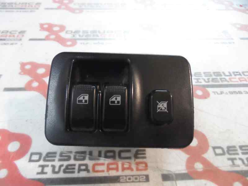 MANDO ELEVALUNAS DELANTERO DERECHO HYUNDAI ATOS 1.1 MT 59CV