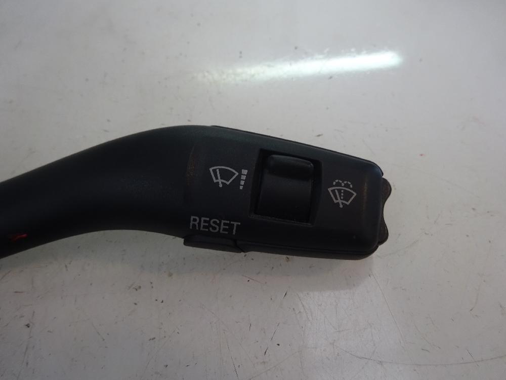 MANDO LIMPIA AUDI A4 2003 1.9 TDI 6MT 130CV