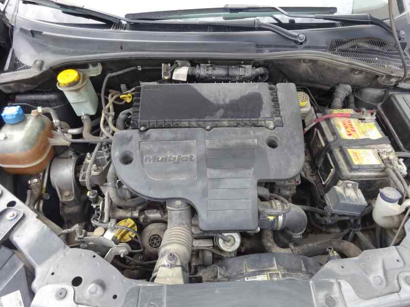 FARO DERECHO FIAT LINEA 2008 1.3 MULTIJET MT 90CV