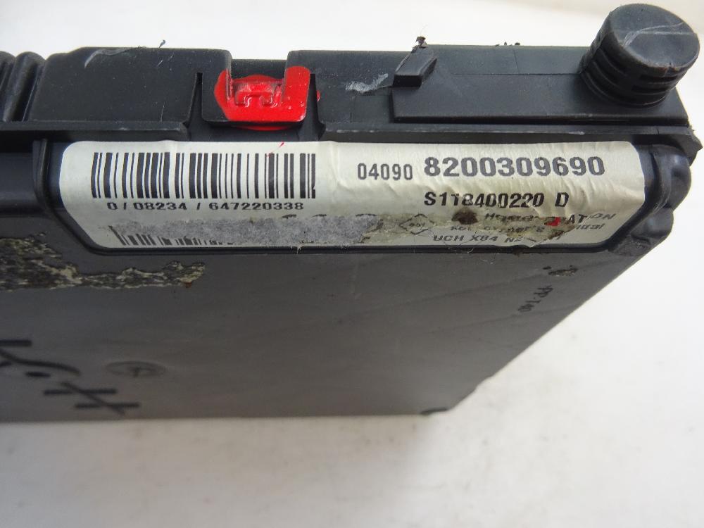 CAJA RELES FUSIBLES RENAULT MEGANE 1.5 DCI MT 80CV | 59KW