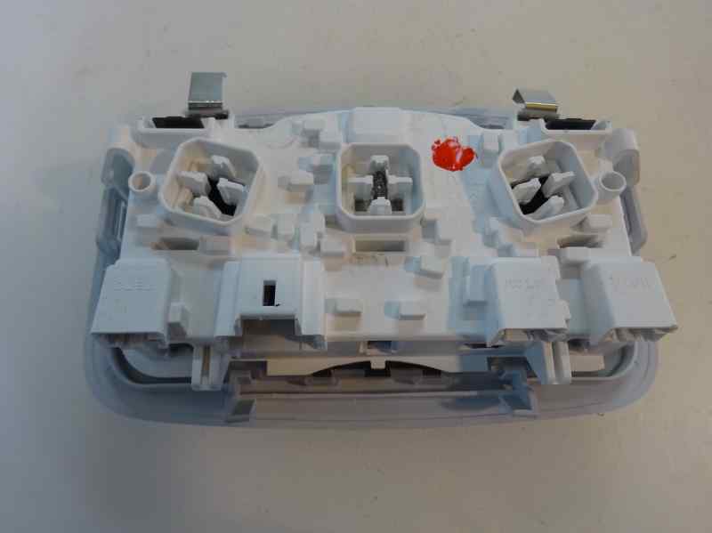 LUZ INTERIOR PEUGEOT 2008 1.2 VTI MT 82CV