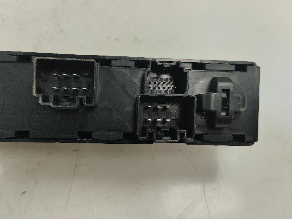 MANDO ELEVALUNAS DELANTERO IZQUIERDO FORD TRANSIT CONNECT 1.5 MT 100CV | 74KW
