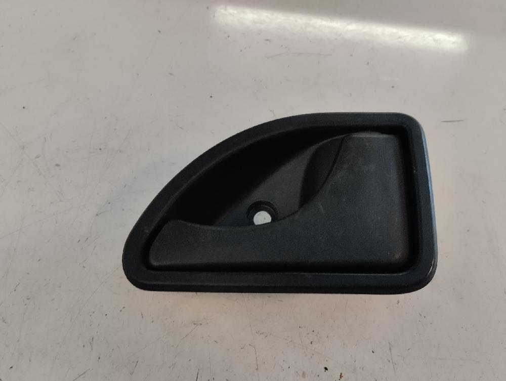 MANETA INTERIOR DELANTERA DERECHA RENAULT KANGOO 1.9 D MT 65CV | 48KW