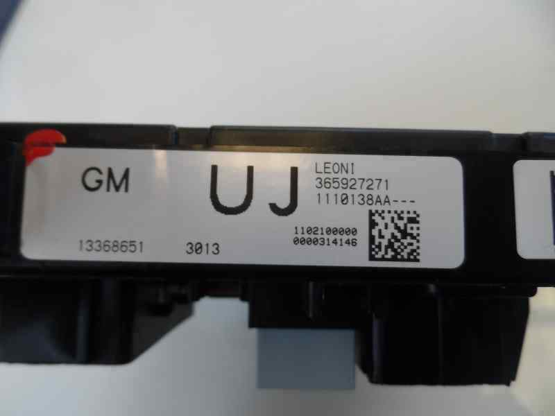 CAJA RELES FUSIBLES OPEL ASTRA 1.7 CDTI MT 110CV