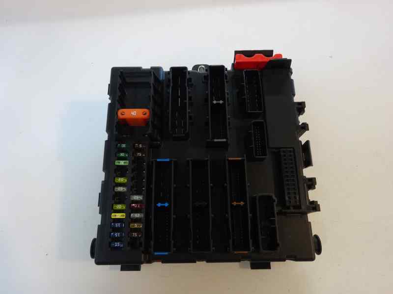 CAJA RELES FUSIBLES OPEL VECTRA 2.2 DTI MT 125CV | 92KW