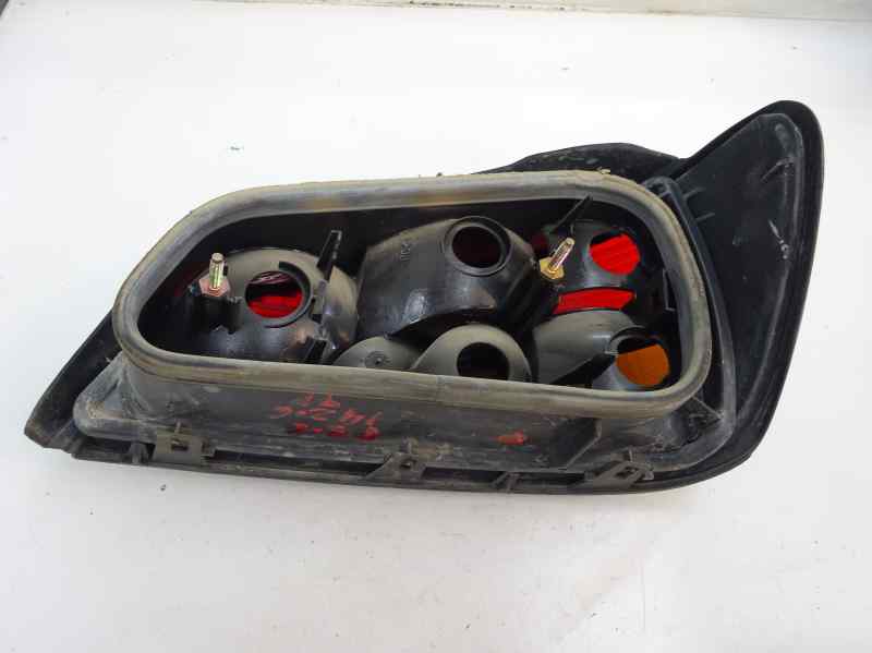PILOTO TRASERO IZQUIERDO PEUGEOT 306 1.9 MT D 69CV