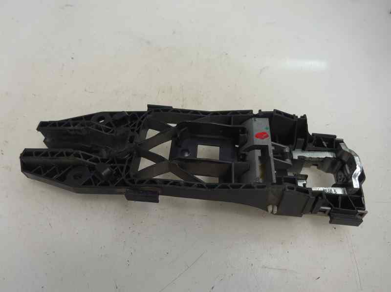 SOPORTE MANETA EXTERIOR DELANTERA IZQUIERDA VOLKSWAGEN GOLF 1.4 TSI MT 125CV | 92KW