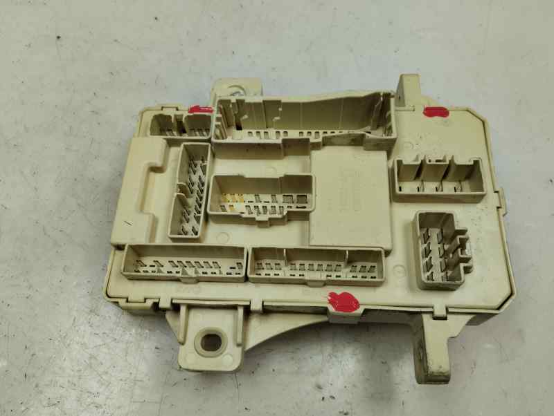 CAJA RELES FUSIBLES KIA CEED 1.6 MT 116CV | 85KW