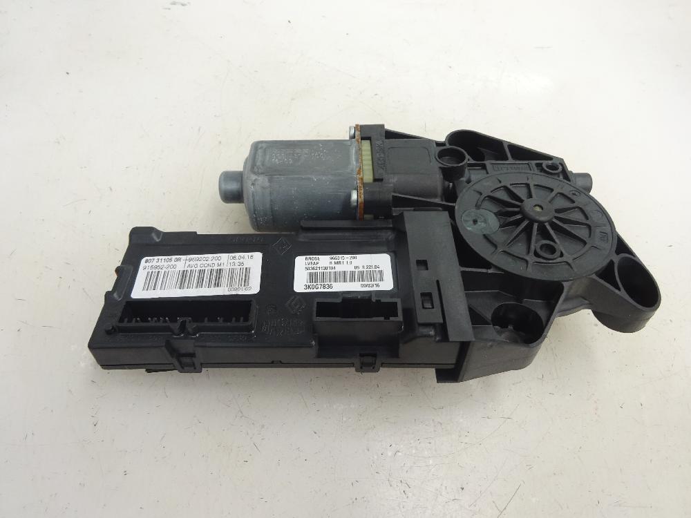 MOTOR ELEVALUNAS DELANTERO IZQUIERDO RENAULT SCENIC 1.5 DCI MT 5 PLAZAS 110CV