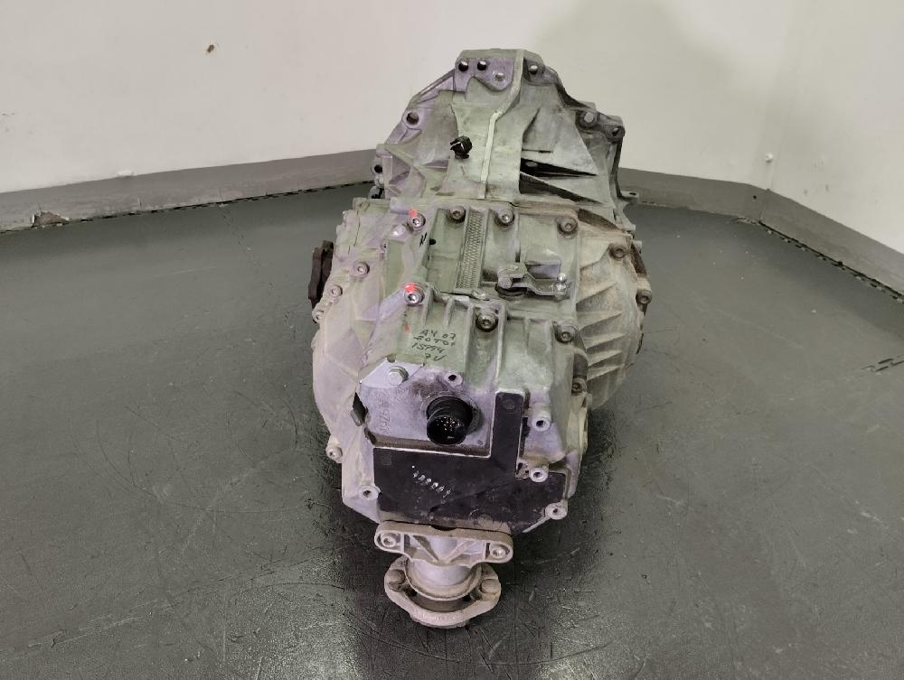 CAJA CAMBIOS AUDI A4 2.0 MT 131CV