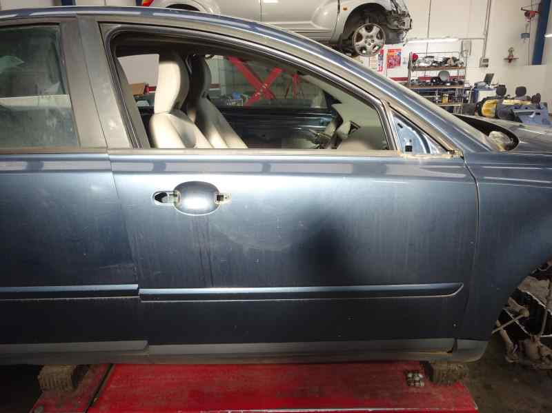 PUERTA DELANTERA DERECHA VOLVO S40 2.0 TD MT 136CV