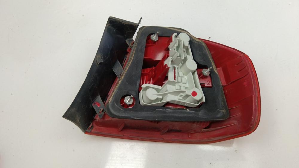 PILOTO TRASERO IZQUIERDO BMW SERIE 3 2.0 320I MT 170CV