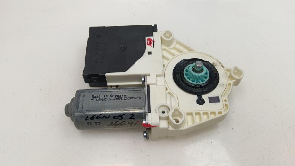MOTOR ELEVALUNAS DELANTERO DERECHO SEAT LEON 1.9 TDI MT 105CV