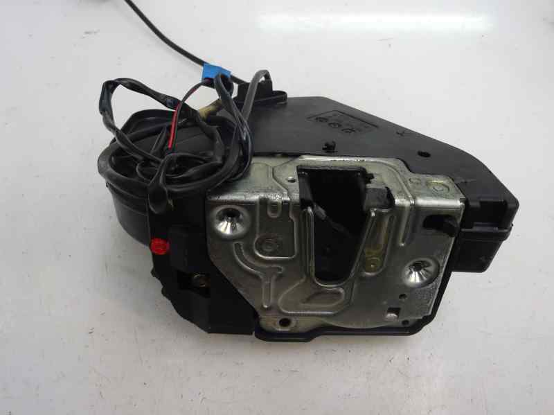 CERRADURA PUERTA TRASERA DERECHA MERCEDES BENZ CLASE C 2001 2.2 MT 143CV | 105KW