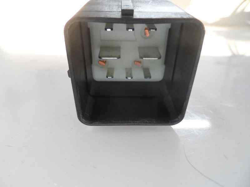 CAJA PRECALENTAMIENTO CITROEN C4 1.6 HDI MT 90CV