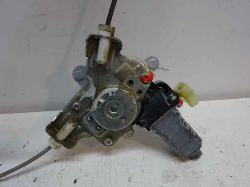 ELEVALUNAS DELANTERO DERECHO HYUNDAI GETZ 1.1 MT 67CV