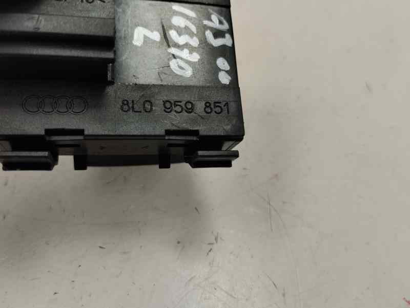 MANDO ELEVALUNAS DELANTERO IZQUIERDO AUDI A3 1.9 TDI MT 110CV