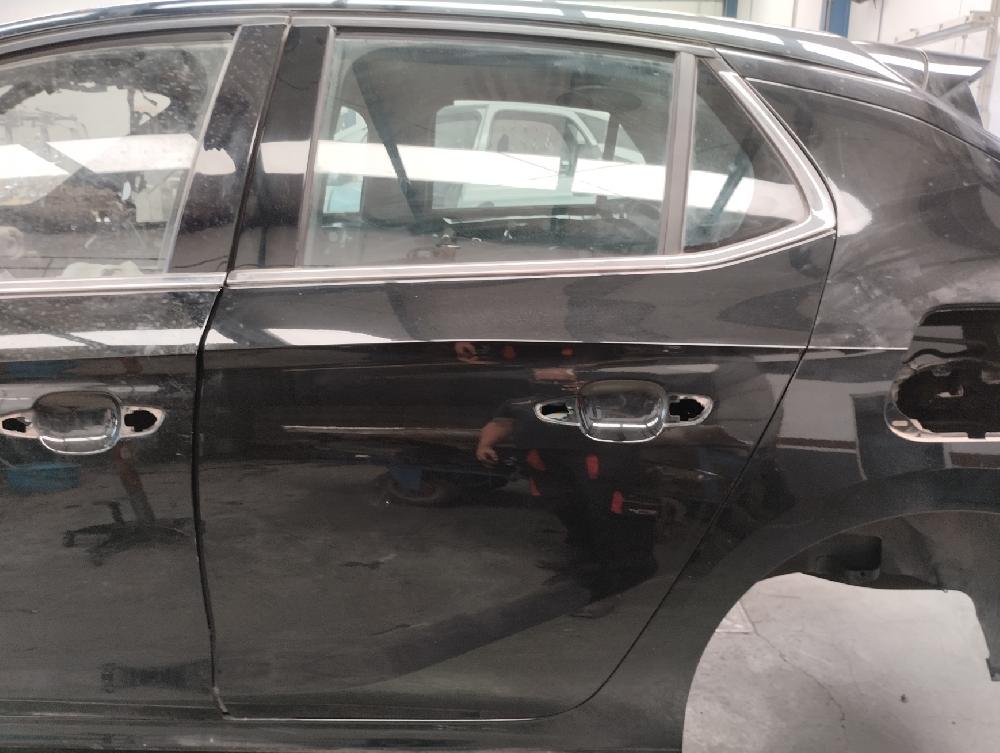 PUERTA TRASERA IZQUIERDA OPEL CORSA 1.2 MT 100CV | 74KW