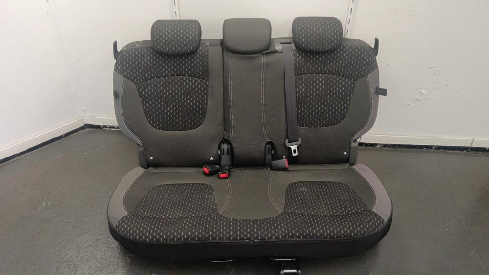 JUEGO ASIENTOS COMPLETO RENAULT CAPTUR 2019 1.3 MT 130CV | 96KW