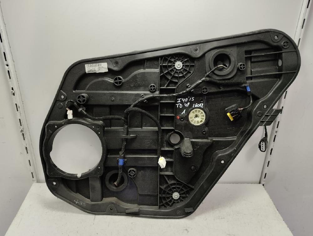 ELEVALUNAS TRASERO DERECHO HYUNDAI I40 1.7 CRDI MT 141CV