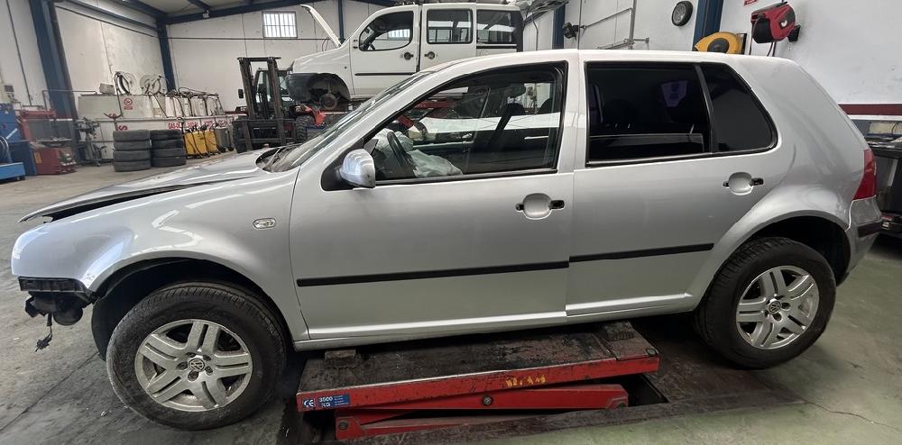 AFORADOR VOLKSWAGEN GOLF 2001 1.9 TDI MT 90CV