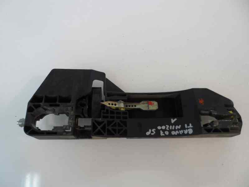 MANETA INTERIOR TRASERA IZQUIERDA FIAT BRAVO 1.9 16V MULTIJET 115 120CV 5MT