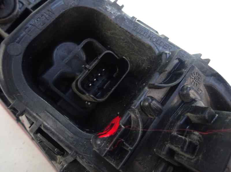 PILOTO TRASERO DERECHO RENAULT CLIO 1.5 DCI MT 90CV