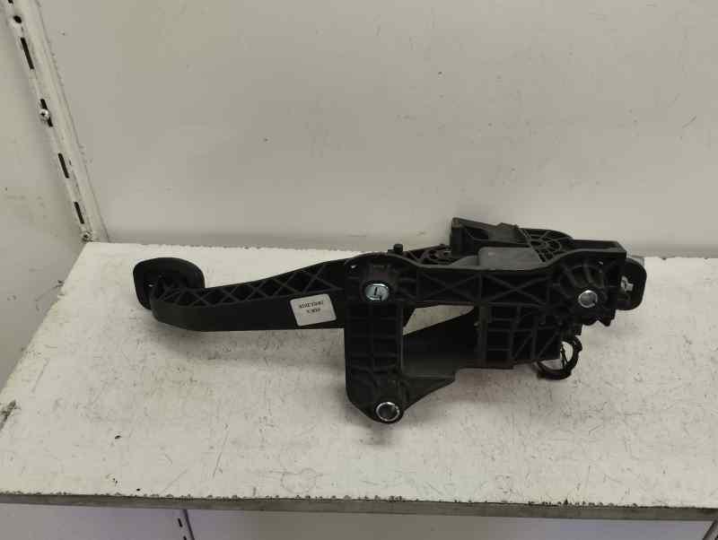 PEDAL EMBRAGUE DACIA SANDERO 0.9 TCE MT 90CV