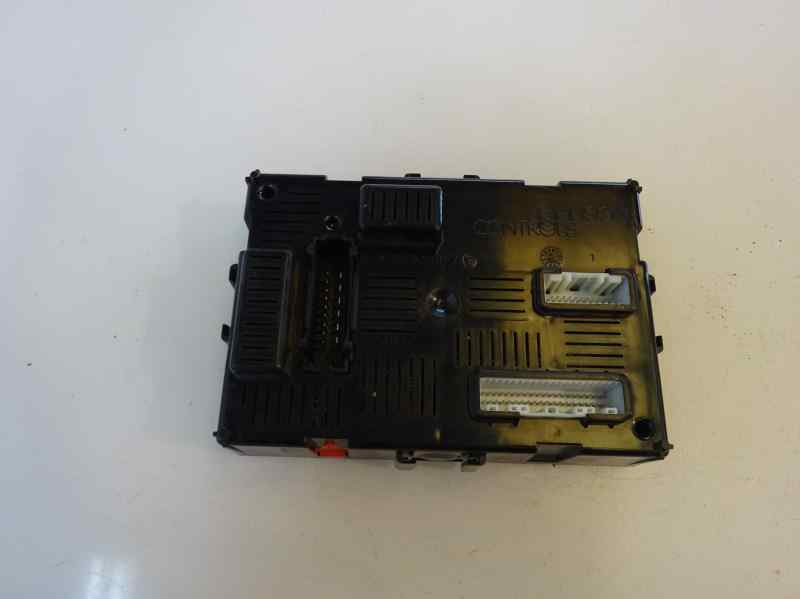 CAJA RELES FUSIBLES RENAULT CLIO 2009 1.5 DCI MT 86CV