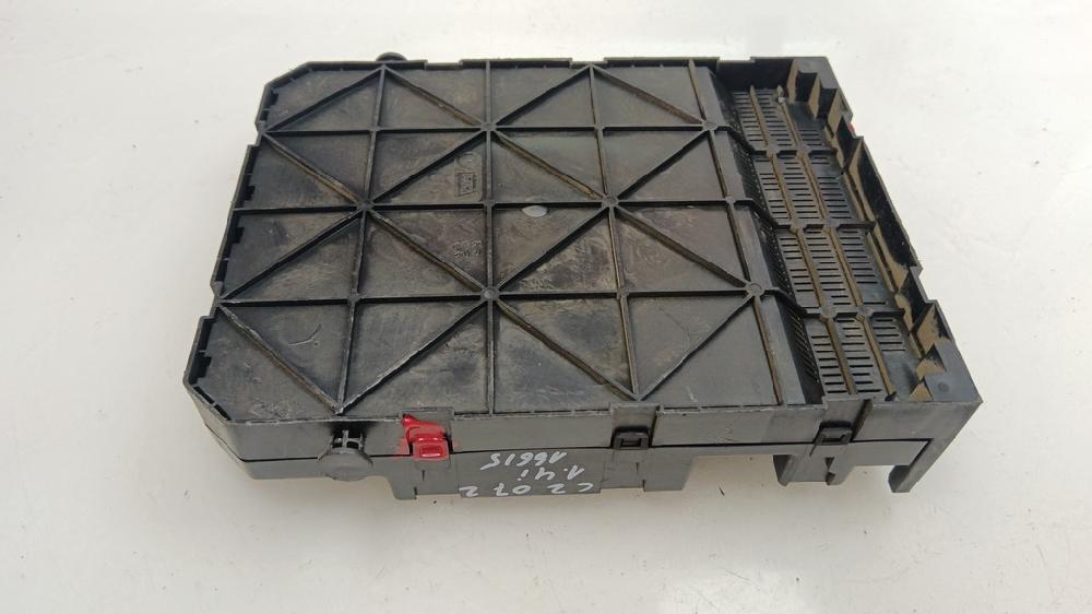 CAJA RELES FUSIBLES CITROEN C2 1.4 MT 73CV