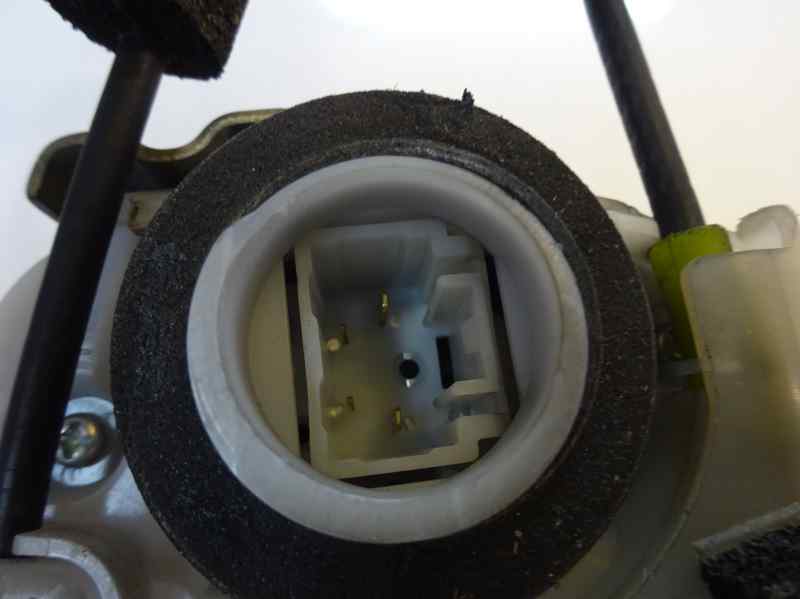 CERRADURA PUERTA TRASERA DERECHA TOYOTA PRIUS 1.8CVT 99CV