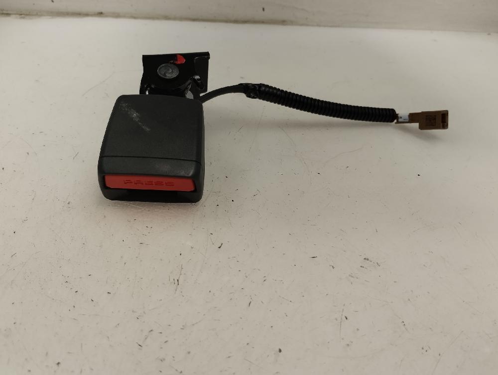 ANCLAJE CINTURON TRASERO IZQUIERDO HYUNDAI BAYON 1.2 MT 84CV | 62KW