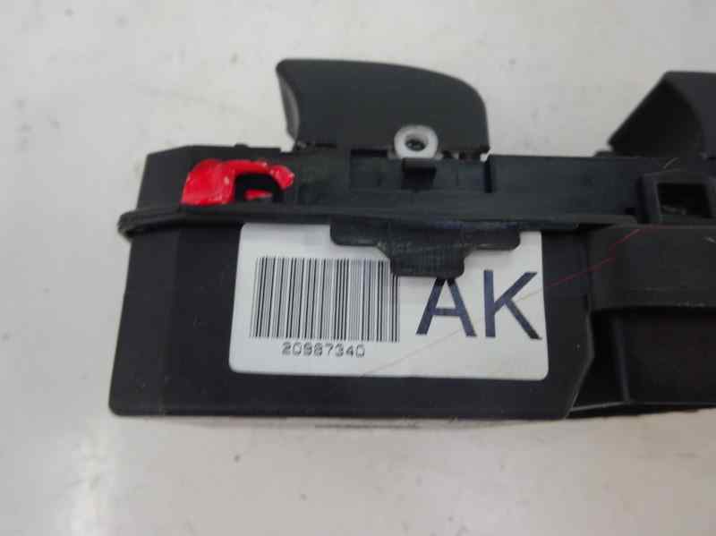 MANDO ELEVALUNAS DELANTERO IZQUIERDO CHEVROLET CAPTIVA 2.2 D MT 5 PLAZAS 163CV