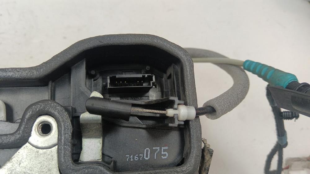 CERRADURA PUERTA TRASERA IZQUIERDA BMW SERIE 1 2.0 MT 122CV | 90KW