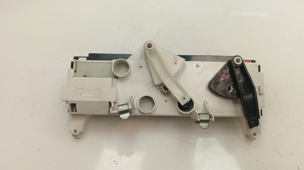 MANDO CALEFACCION AIRE ACONDICIONADO RENAULT CLIO 1.2 MT 55CV