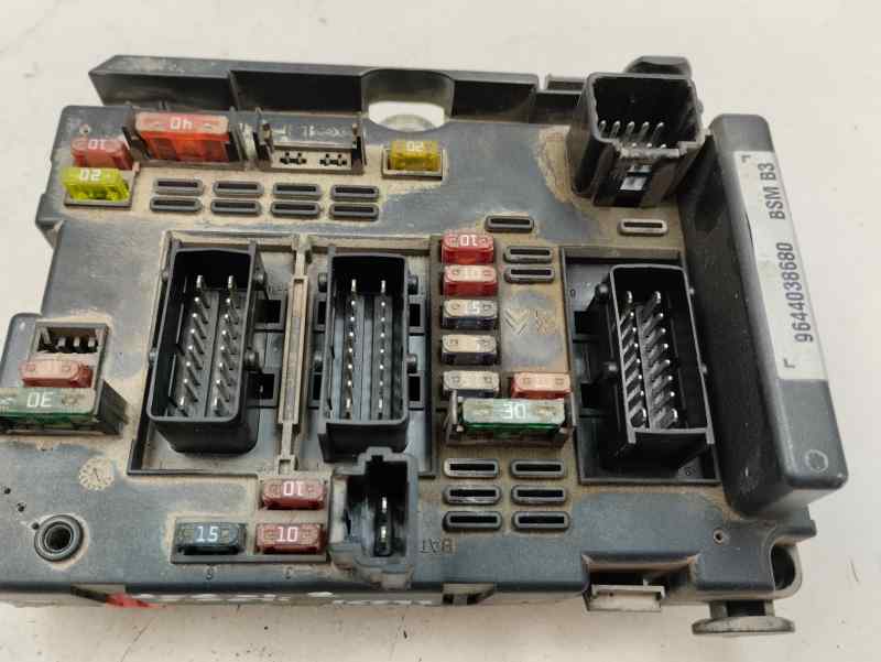 CAJA RELES FUSIBLES PEUGEOT 206 2.0 MT 136CV | 100KW