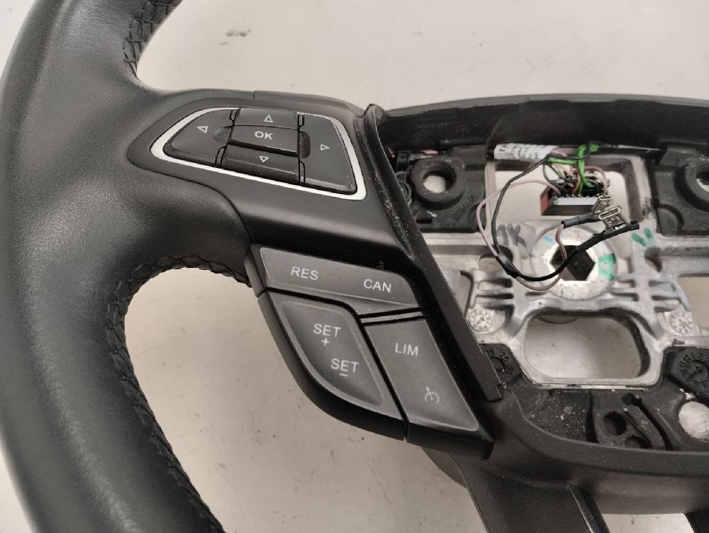 VOLANTE FORD KUGA 1.5 120CV | 88KW, GASOLINA, MT, ACCIONAMIENTO DELANTERO
