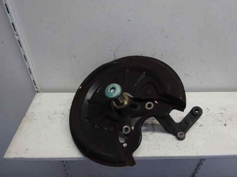 MANGUETA TRASERA IZQUIERDA VOLKSWAGEN GOLF 1.4 MT 75CV