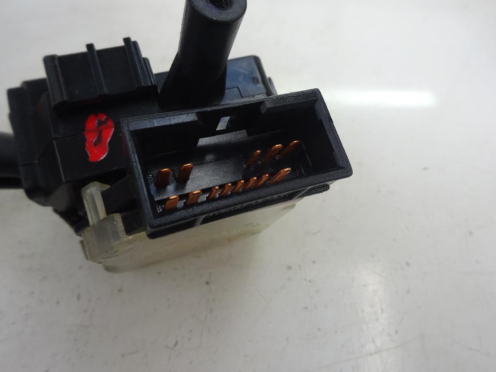 MANDO LUCES KIA CARENS 2.0 CRDI MT 140CV