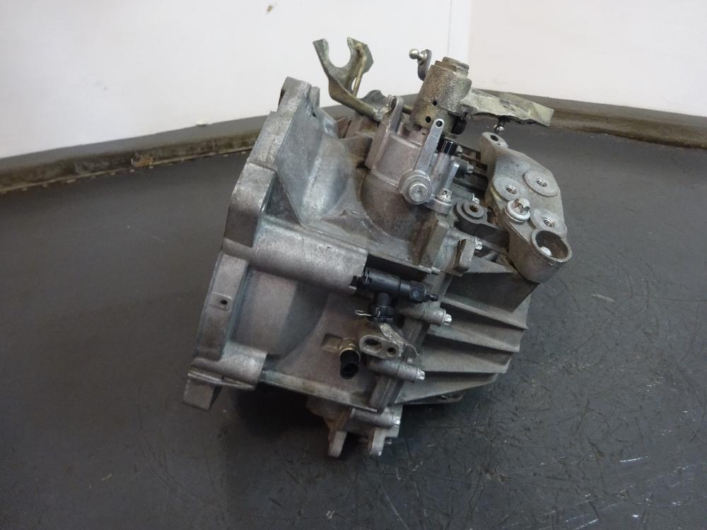 CAJA CAMBIOS OPEL CORSA 1.3 CDTI MT 90CV