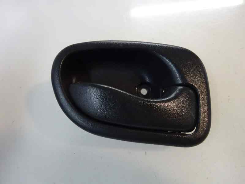 MANETA INTERIOR TRASERA DERECHA HYUNDAI ACCENT 1.3 MT 86CV | 63KW
