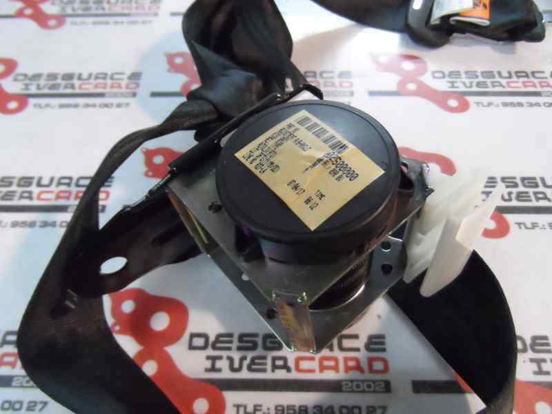 CINTURON SEGURIDAD TRASERO CENTRAL MAZDA 3 1.6 MT 105CV | 77KW